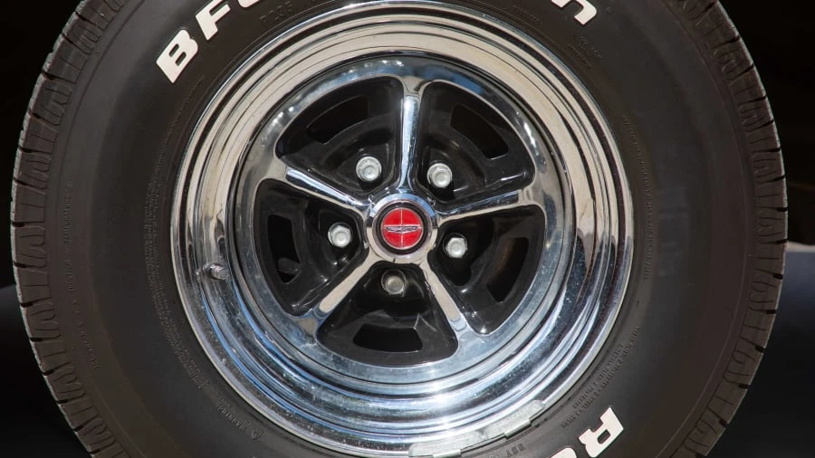 1977 Ford Thunderbird 7th Gen - Image 10 of 12