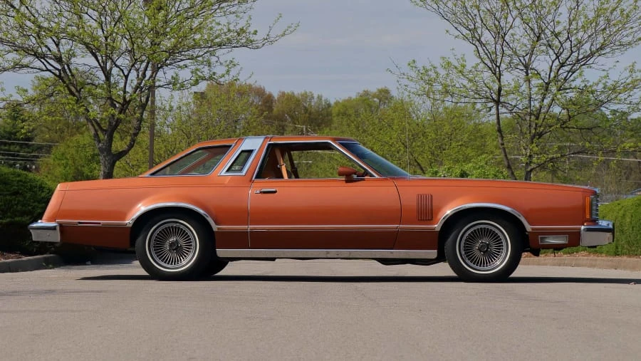 1977 Ford Thunderbird 7th Gen - Image 8 of 19