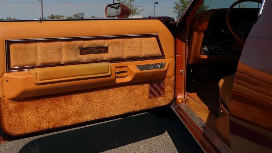 1977 Ford Thunderbird 7th Gen - Image 11 of 19