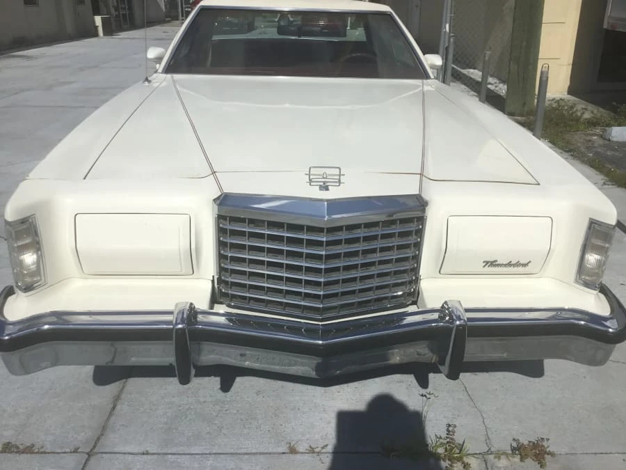 1977 Ford Thunderbird 7th Gen - Image 2 of 4