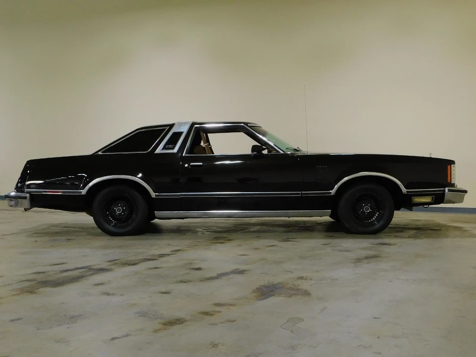 1977 Ford Thunderbird 6th Gen - Image 7 of 21