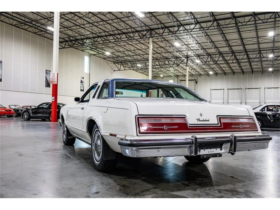 1977 Ford Thunderbird 7th Gen - Image 5 of 31