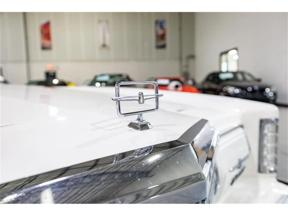 1977 Ford Thunderbird 7th Gen - Image 22 of 31