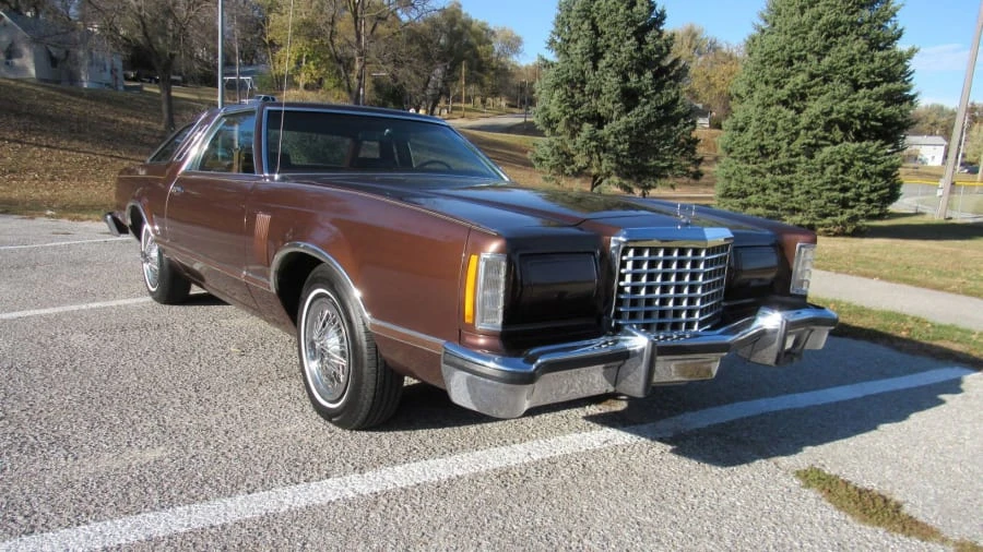 1977 Ford Thunderbird 7th Gen - Image 6 of 18