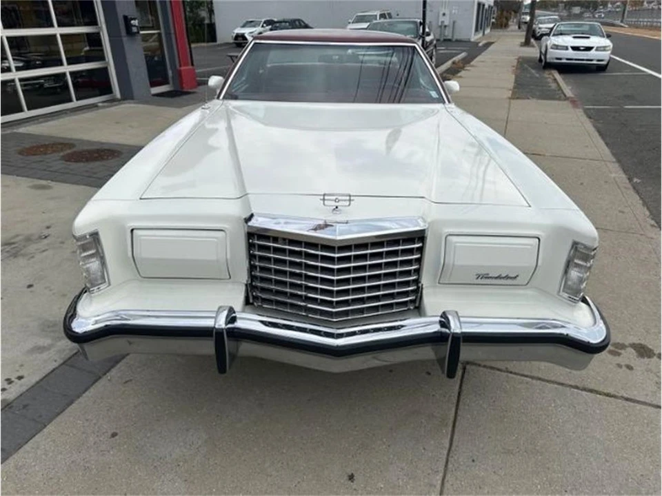 1977 Ford Thunderbird 7th Gen - Image 4 of 18