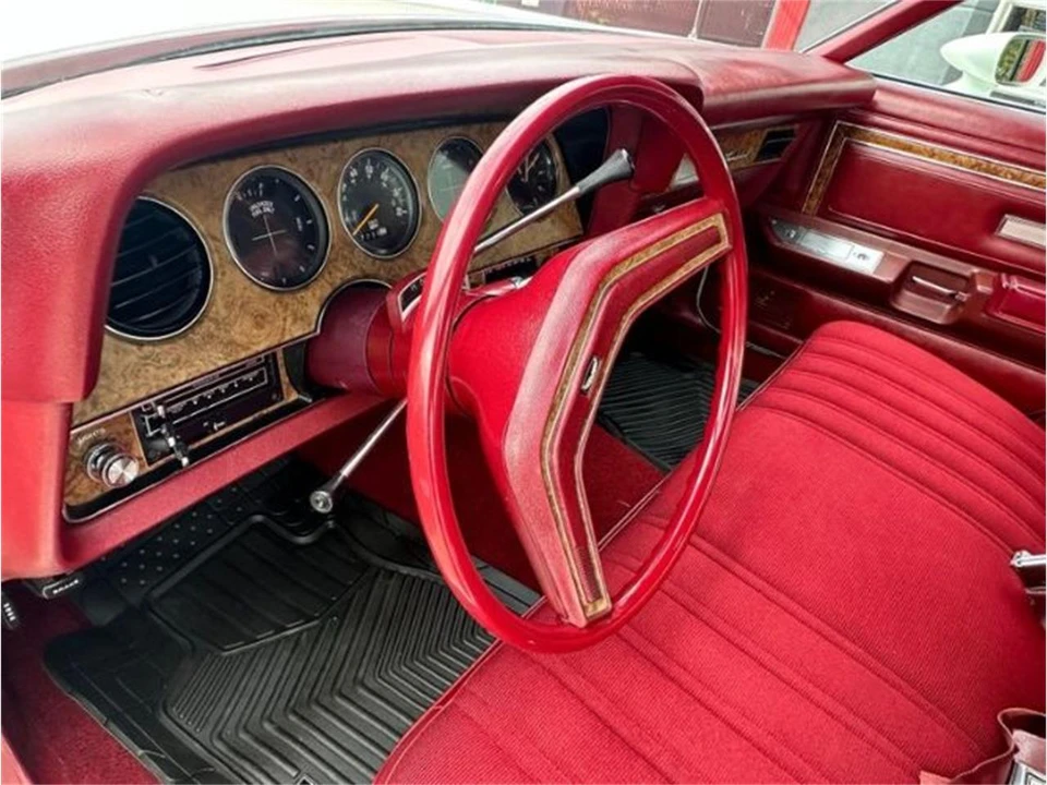 1977 Ford Thunderbird 7th Gen - Image 10 of 18