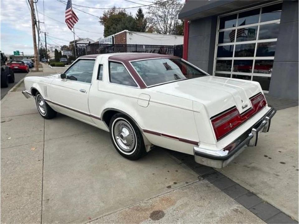 1977 Ford Thunderbird 7th Gen - Image 8 of 18