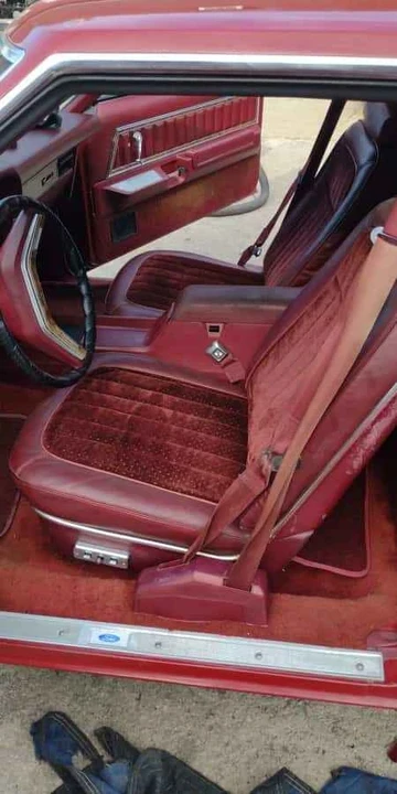 1977 Ford Thunderbird 7th Gen - Image 4 of 5