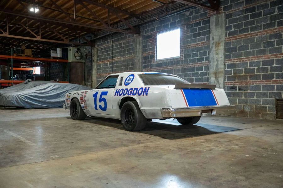 1977 Ford Thunderbird 7th Gen - Image 9 of 21