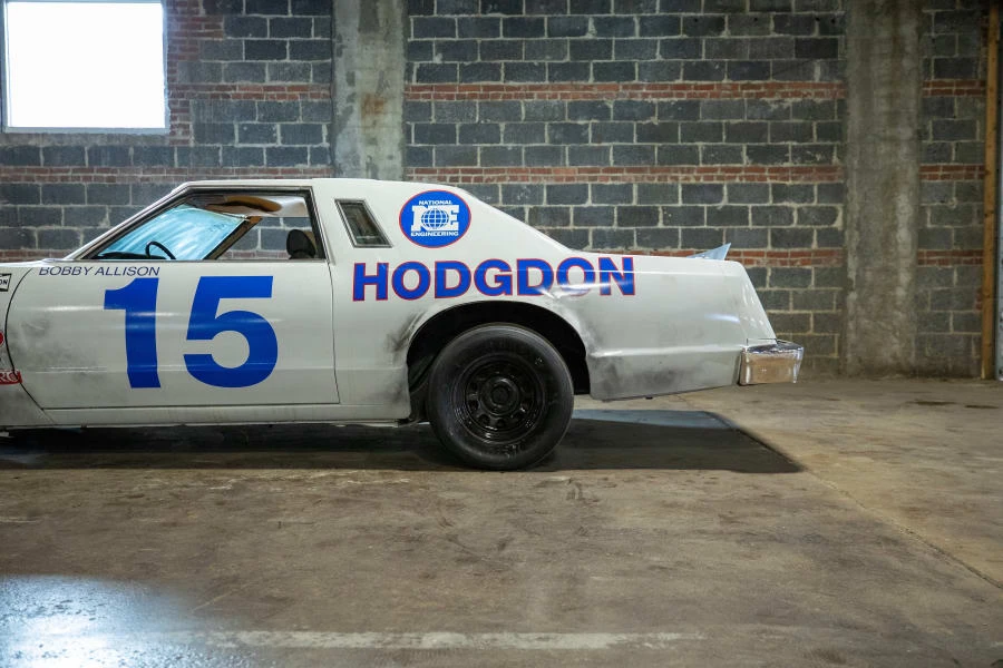 1977 Ford Thunderbird 7th Gen - Image 4 of 21