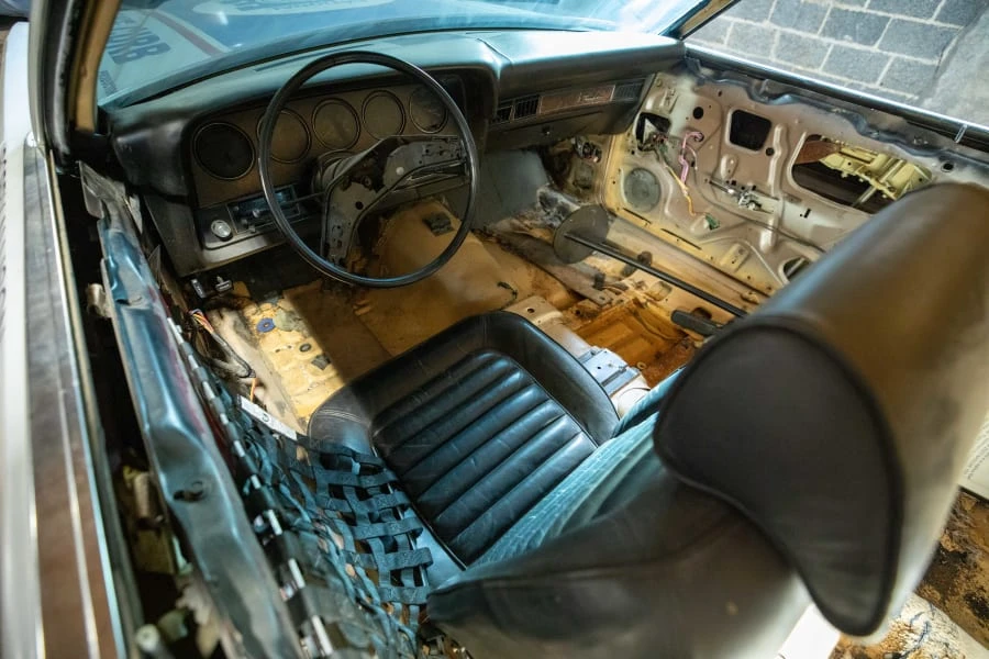 1977 Ford Thunderbird 7th Gen - Image 16 of 21