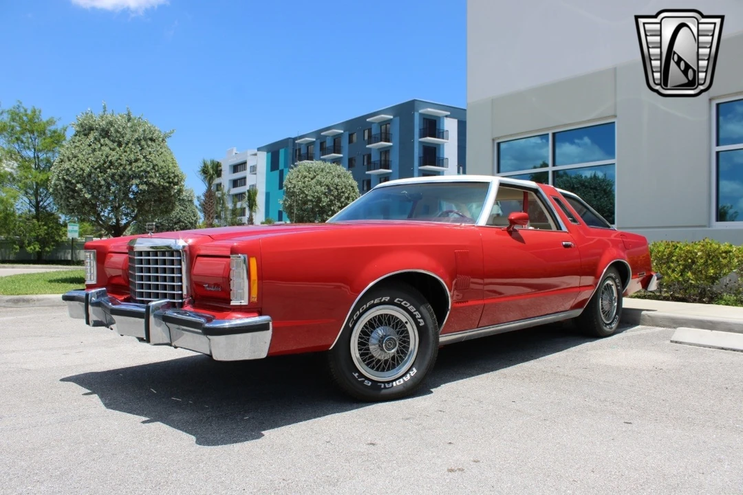 1977 Ford Thunderbird 7th Gen - Image 3 of 12