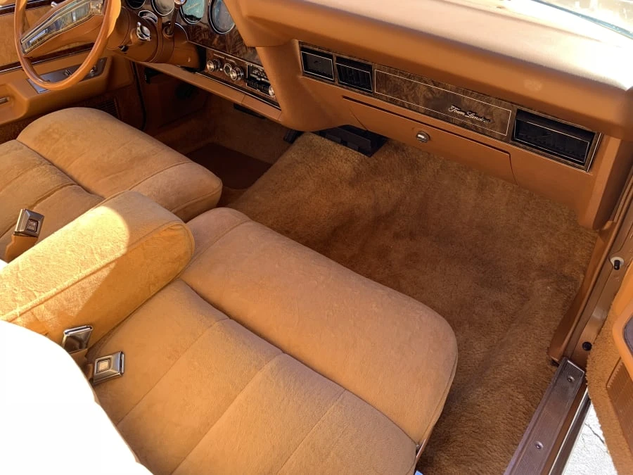 1977 Ford Thunderbird 7th Gen - Image 5 of 7