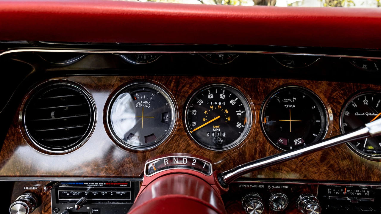 1977 Ford Thunderbird 7th Gen - Image 28 of 31