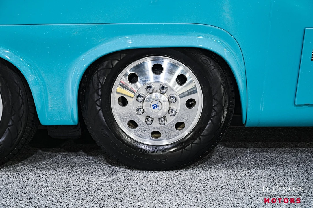 1977 GMC Motorhome - Image 14 of 31