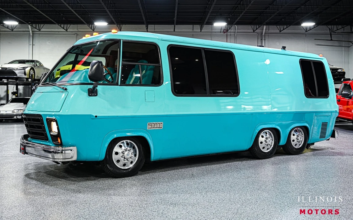 1977 GMC Motorhome - Image 2 of 31