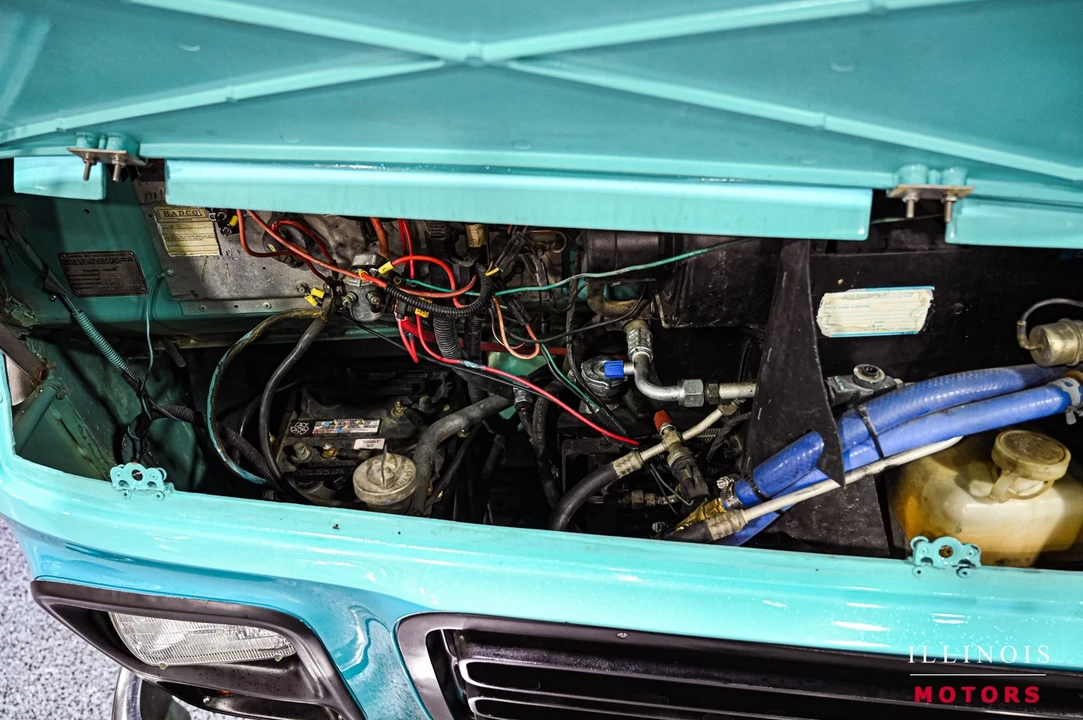 1977 GMC Motorhome - Image 16 of 31
