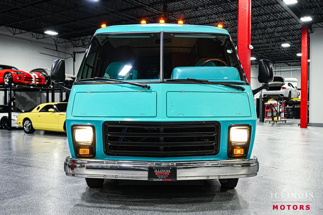 1977 GMC Motorhome - Image 9 of 31