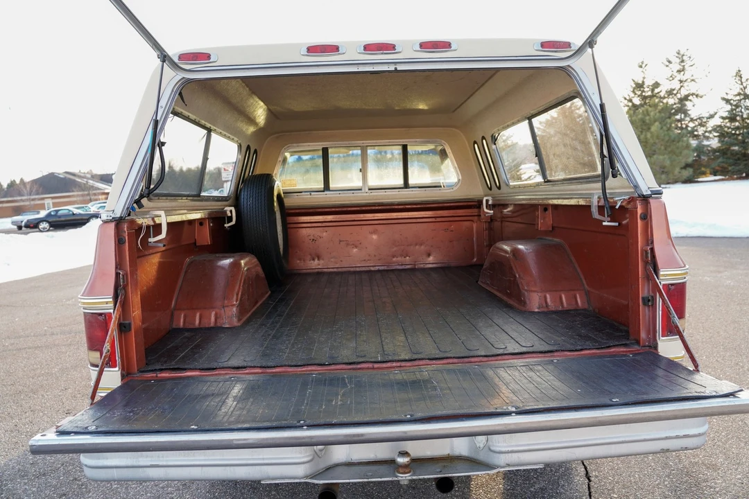 1977 GMC C/K 3rd Gen - Image 10 of 21