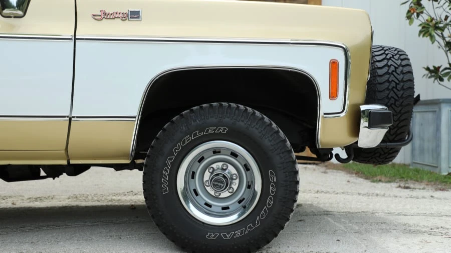 1977 GMC Jimmy 2nd Gen - Image 15 of 28