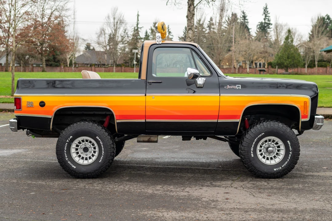 1977 GMC Jimmy 2nd Gen - Image 7 of 31