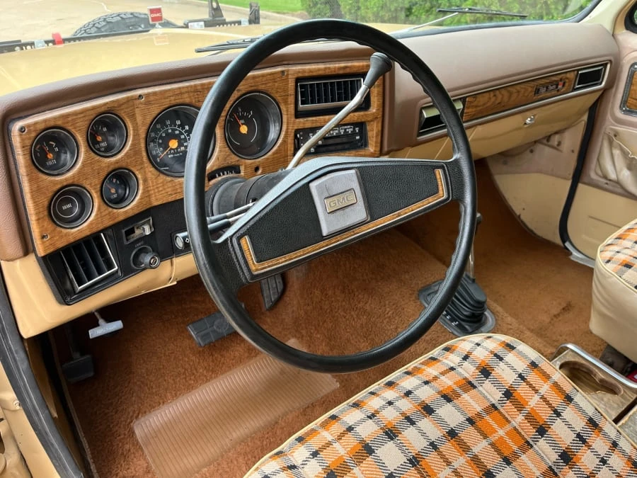 1977 GMC Jimmy 2nd Gen - Image 15 of 24