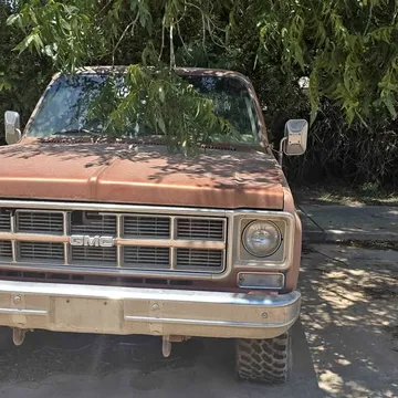 1977 GMC Jimmy Sport Utility 2D
