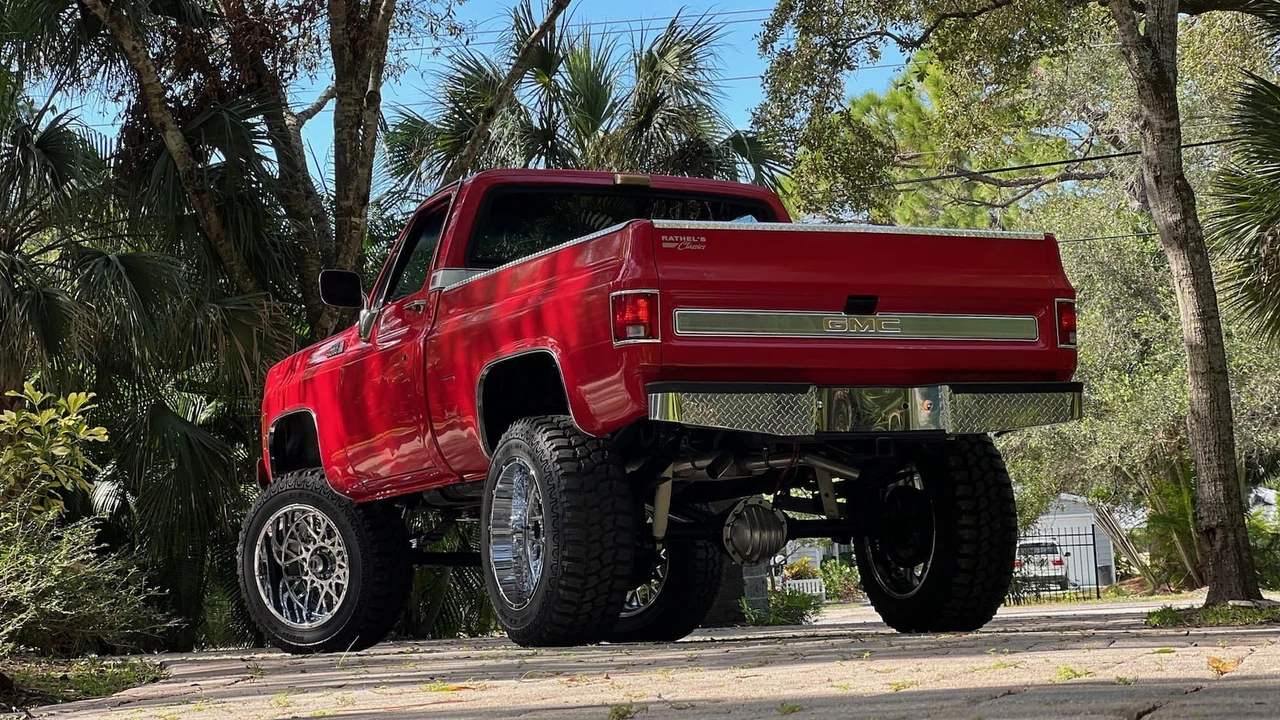 1977 GMC C/K 3rd Gen - Image 3 of 15