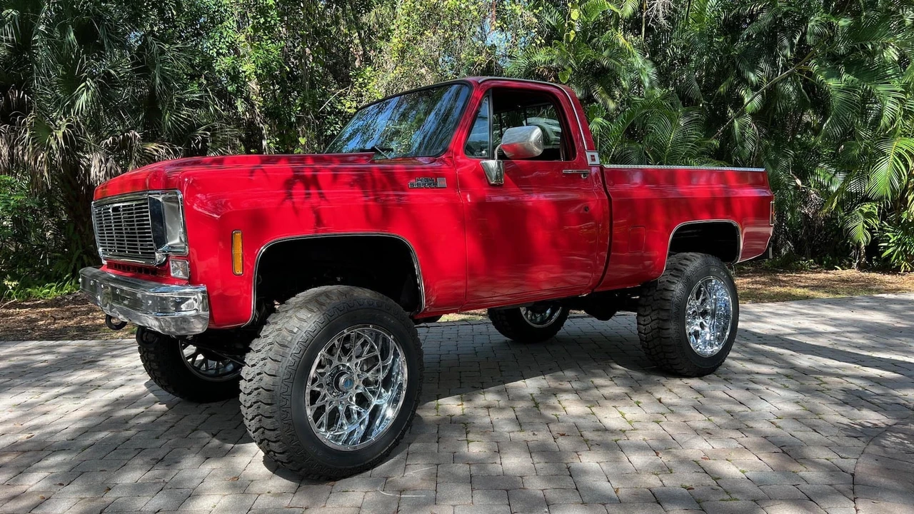 1977 GMC C/K 3rd Gen - Image 15 of 15
