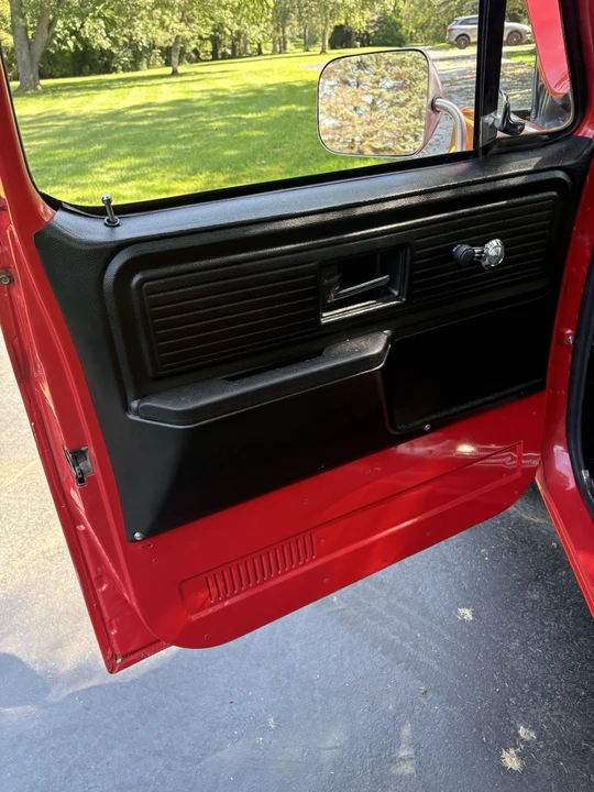 1977 GMC - Image 16 of 24