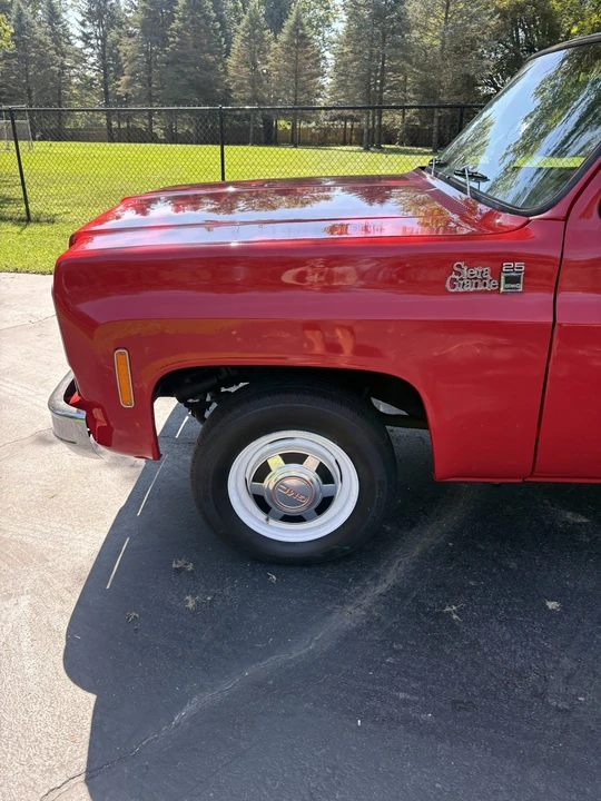 1977 GMC - Image 11 of 24