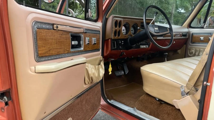 1977 GMC C/K 3rd Gen - Image 4 of 9