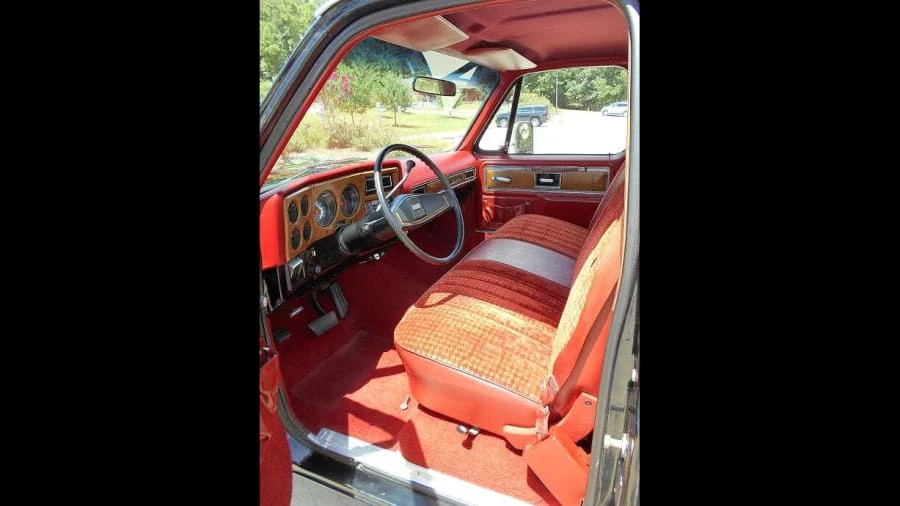 1977 GMC C/K 3rd Gen - Image 4 of 12