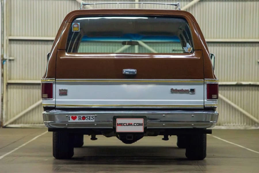 1977 GMC Suburban 7th Gen - Image 3 of 12