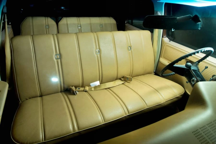 1977 GMC Suburban 7th Gen - Image 7 of 12
