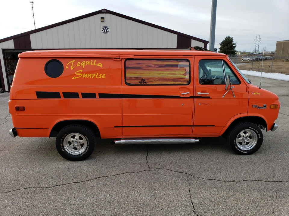 1977 GMC G-series Van - Image 5 of 31