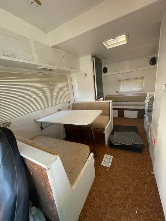 1977 GMC Motorhome - Image 11 of 16