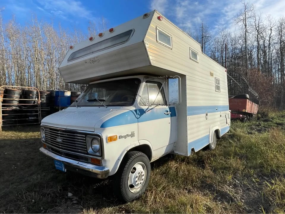 1977 GMC Motorhome - Image 2 of 16