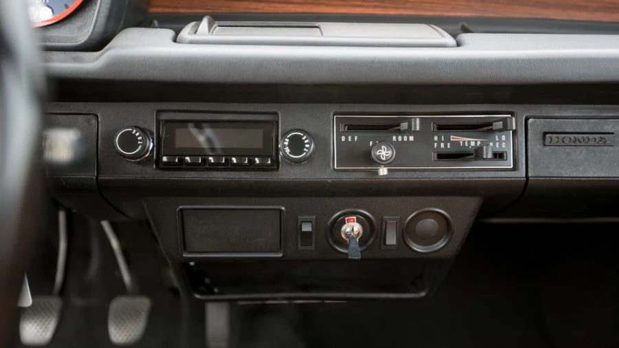 1977 Honda Civic 1st Gen - Image 8 of 20