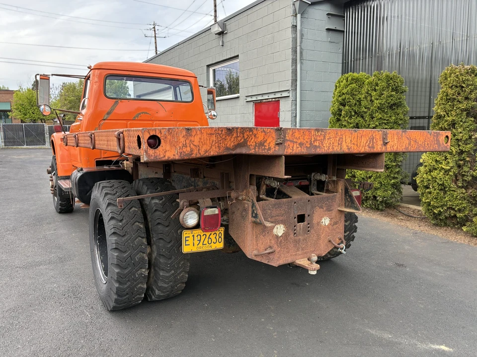 1977 International Harvester Loadstar - Image 11 of 31