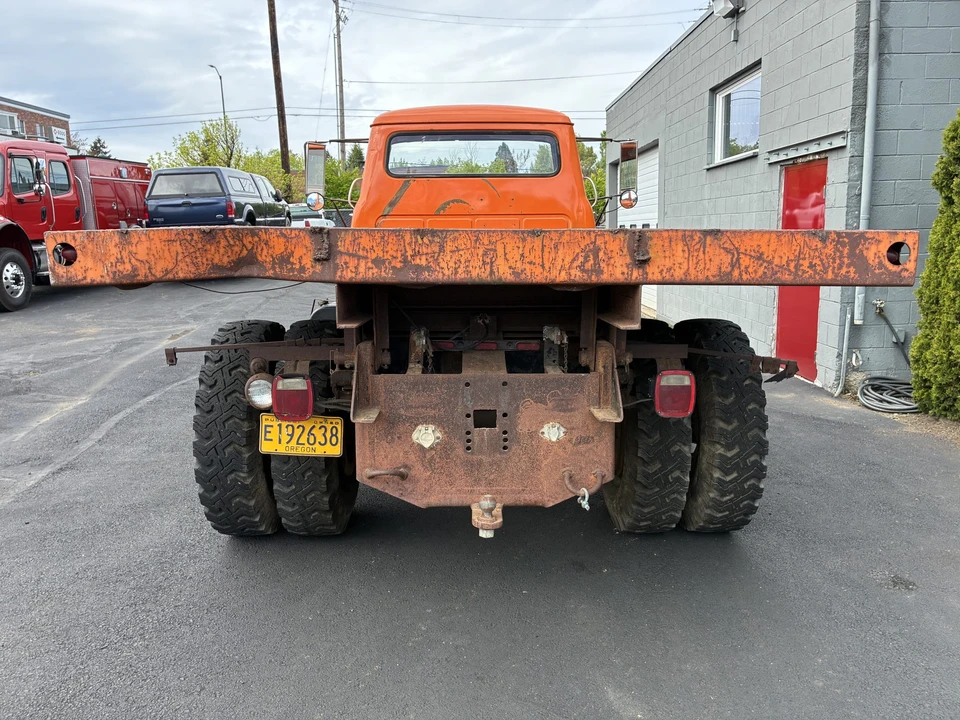 1977 International Harvester Loadstar - Image 12 of 31