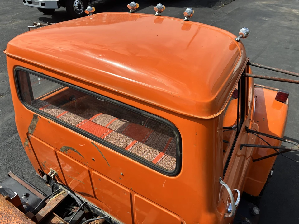 1977 International Harvester Loadstar - Image 25 of 31
