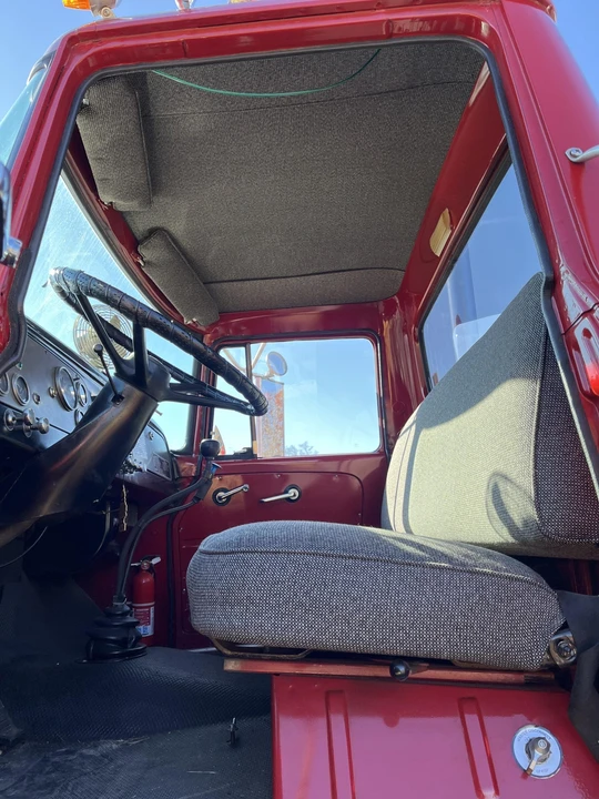 1977 International Harvester Loadstar - Image 13 of 31