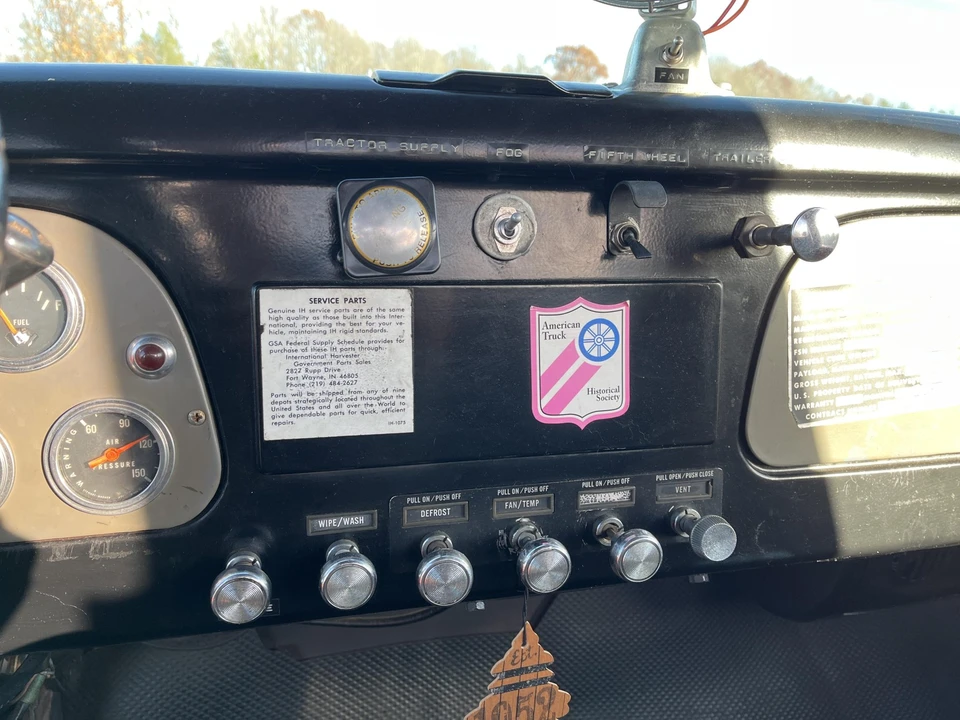 1977 International Harvester Loadstar - Image 20 of 31