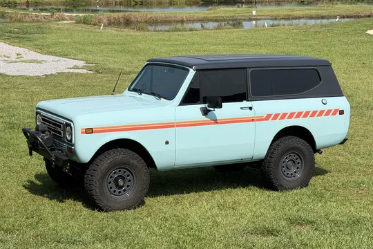 1977 International Harvester Scout II Traveltop