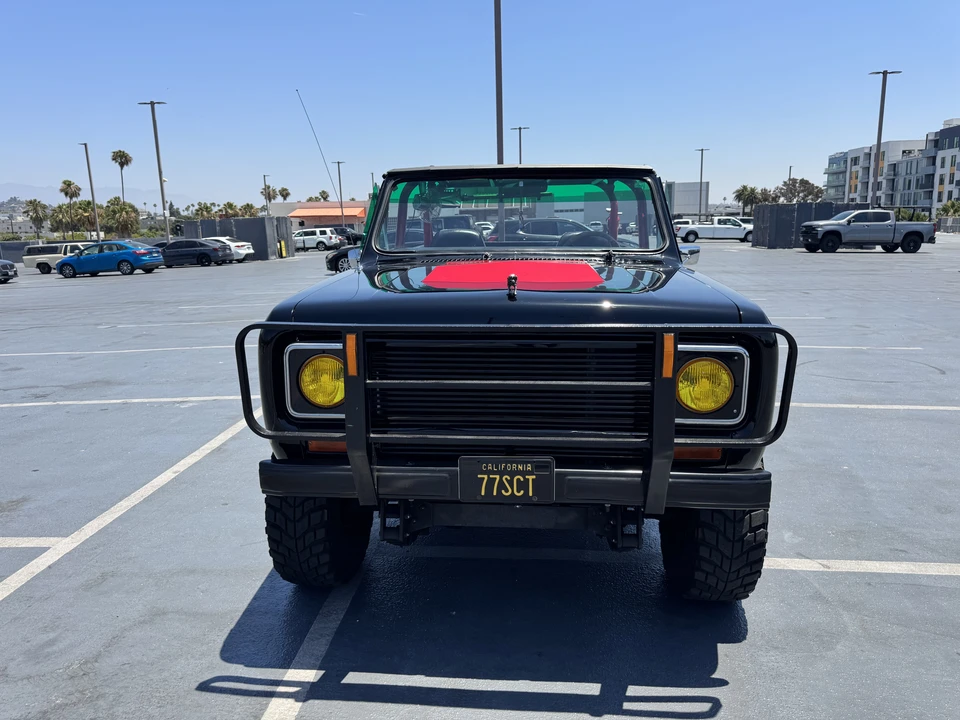 1977 International - Image 11 of 31