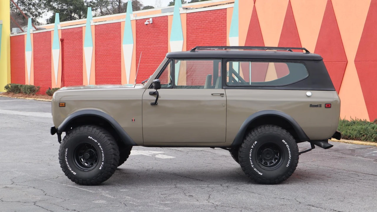 1977 International Harvester Scout - Image 2 of 31