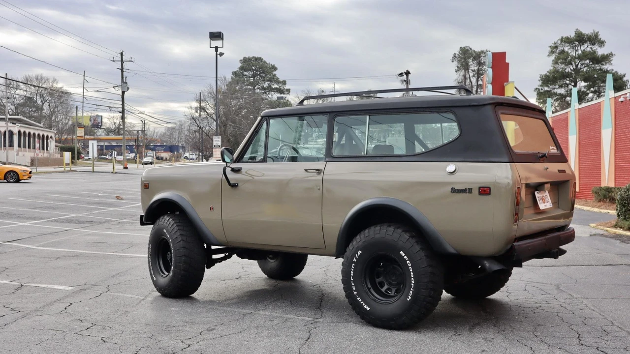 1977 International Harvester Scout - Image 16 of 31