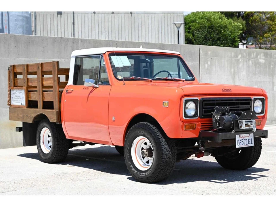1977 International - Image 4 of 25