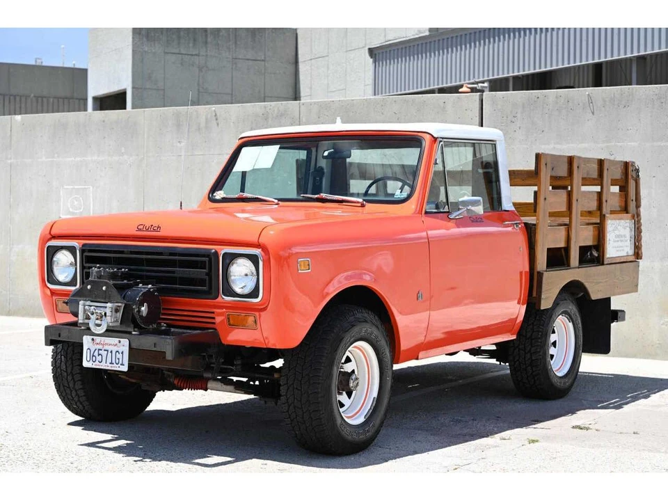 1977 International - Image 3 of 25
